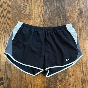 Women's Black and Gray Athletic Shorts liner inside size xl